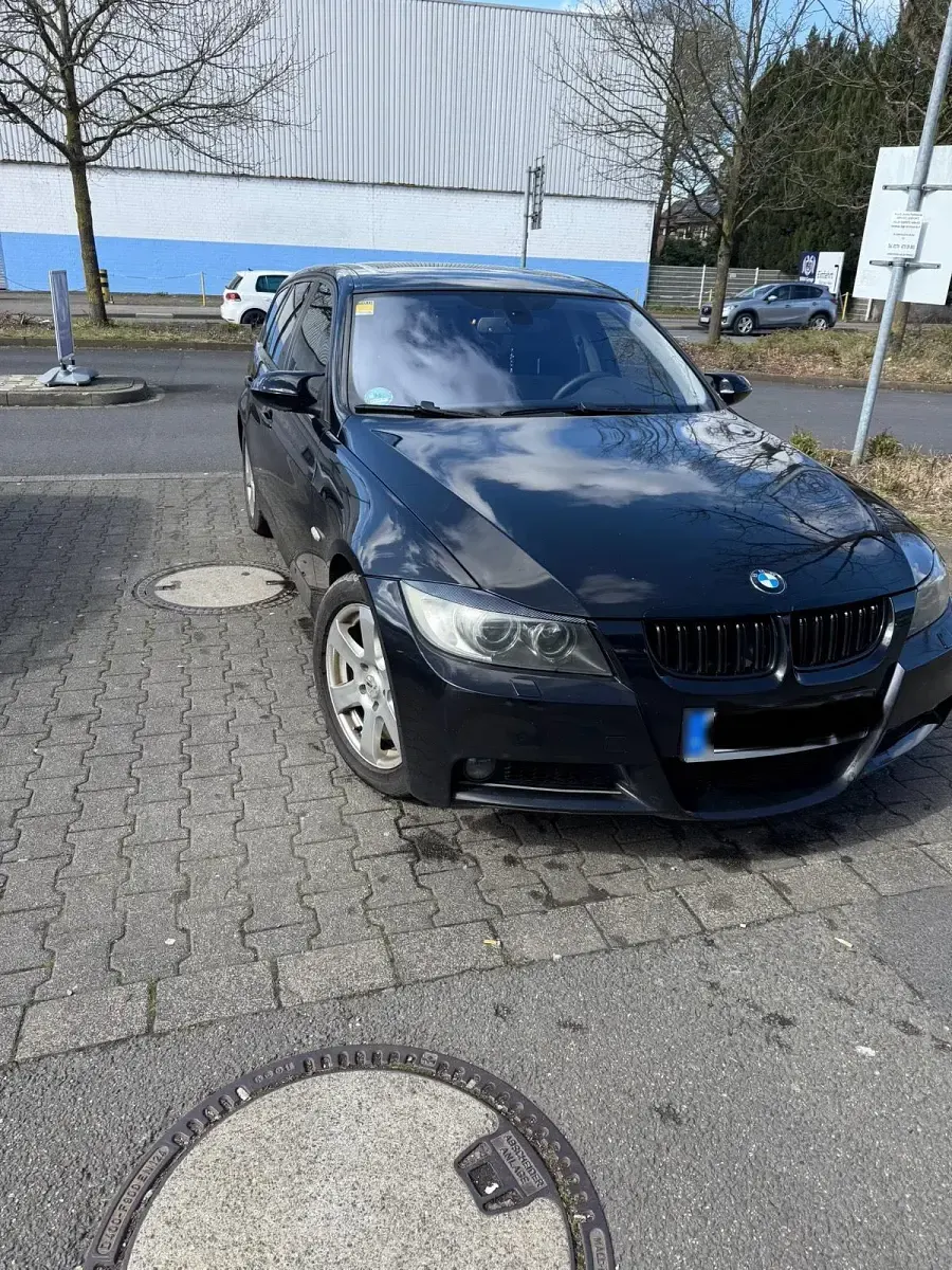 Gebraucht BMW 320 163 PS (119 kW) 2006 Schwarz Kombi
