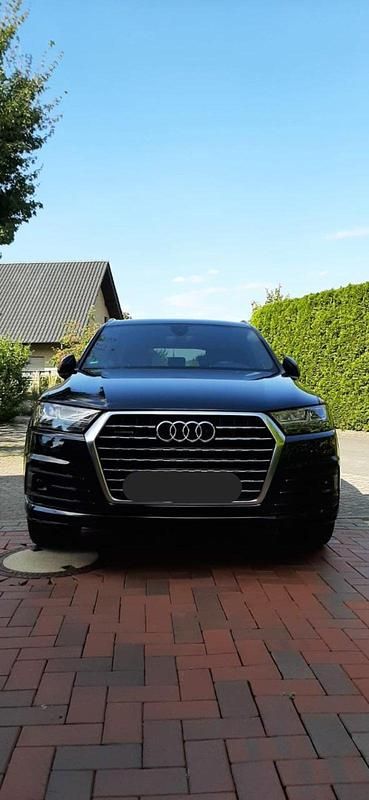 Blau Gebraucht 2017 Audi Q7 S-Line SUV | 34.990 € (Etwas zu teuer) - Bild 1/4