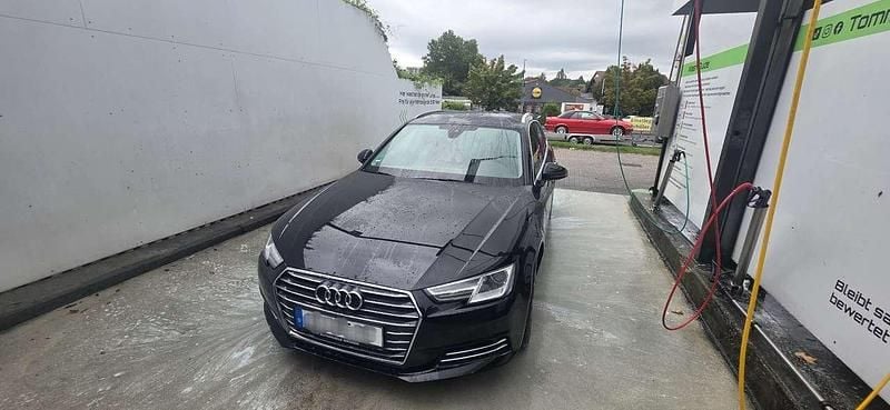 Gebraucht 2016 Audi A4 Kombi | 13.000 € (Guter Preis) - Bild 1/4