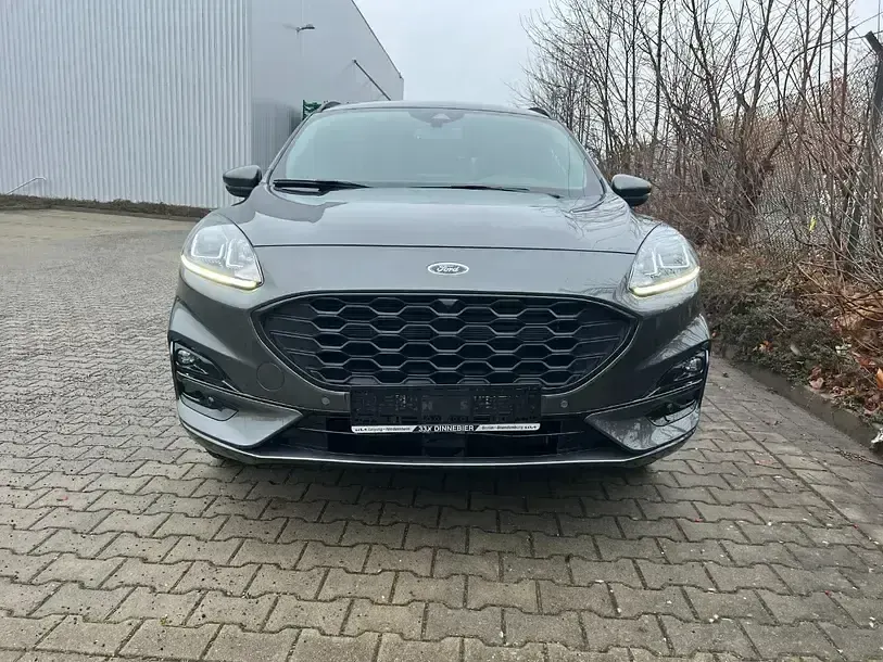 Gebraucht Ford Kuga ST-Line 225 PS (165 kW) 2022 Grau SUV