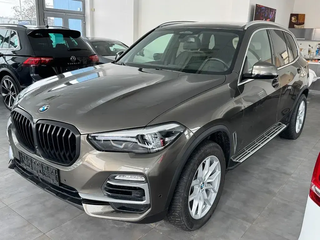 Second-hand BMW X5 xLine 265 CP (194 kW) 2020 Gri SUV