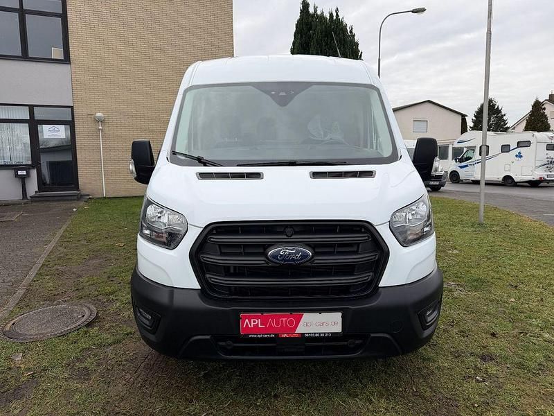 Gebraucht Ford Transit Trend 131 PS (96 kW) 2023 Weiß Van / Kleinbus