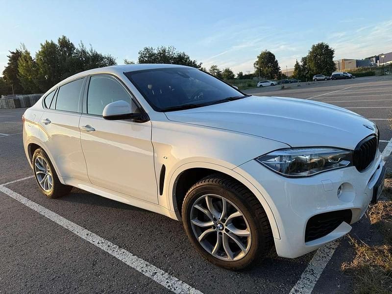 Weiß Gebraucht 2017 BMW X6 Comfort Edition SUV | 39.900 € (Fairer Preis) - Bild 1/4