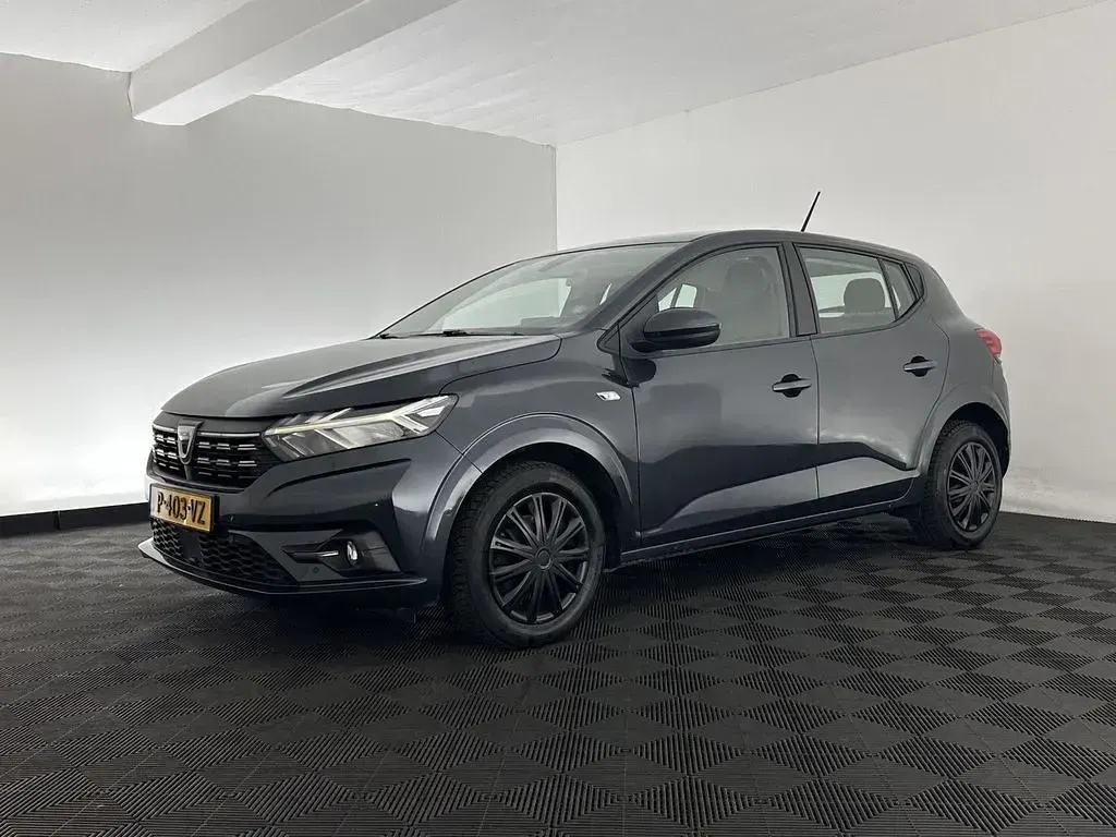 Gebraucht Dacia Sandero Comfort 92 PS (67 kW) 2022 Grau Limousine
