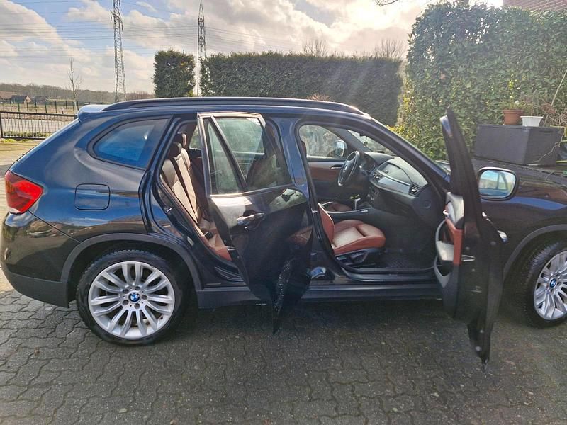 Gebraucht BMW X1 2010 Schwarz SUV