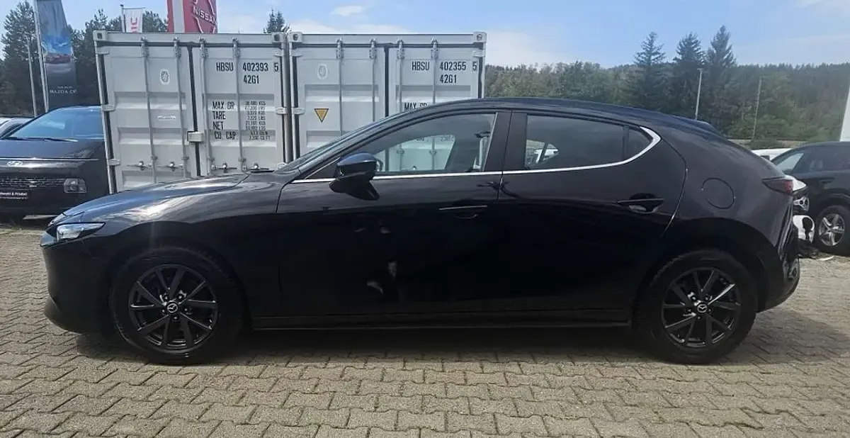 Gebraucht Mazda 3 122 PS (89 kW) 2020 Jet black Limousine