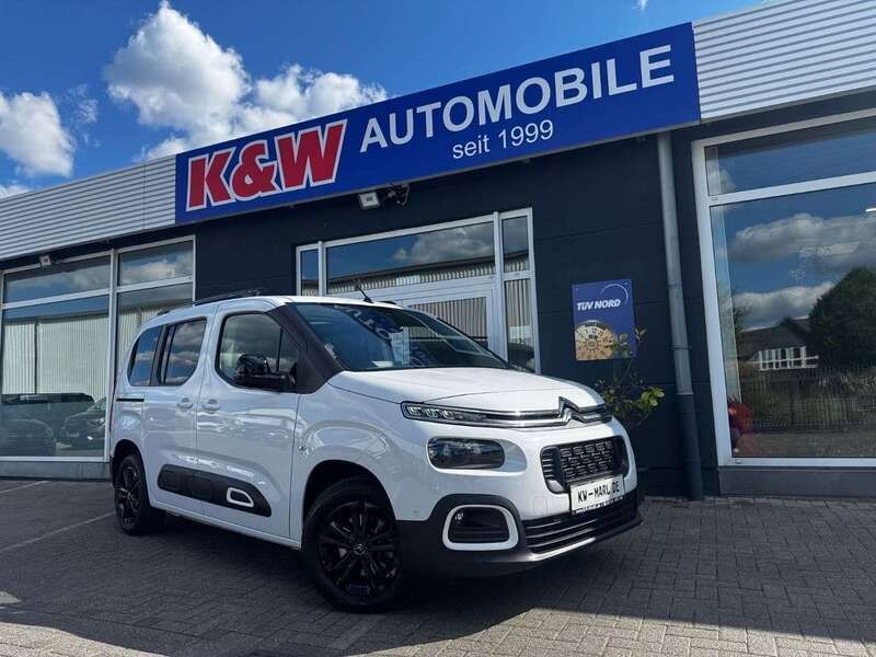 Lackierung weiss icy/typ ausse Gebraucht 2023 Citroën Berlingo Van / Kleinbus | 26.970 € (Guter Preis) - Bild 1/4