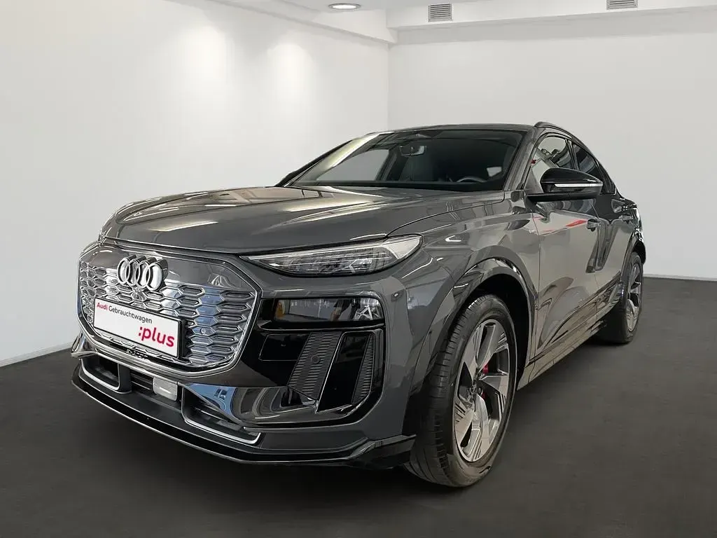 Gebraucht Audi Q6 Sportback e-tron Comfort 284 kW (387 PS) 2025 Grau SUV