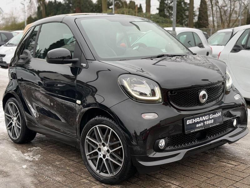 Schwarz Gebraucht 2019 Smart ForTwo Cabrio Brabus Cabrio | 19.480 € (Fairer Preis) - Bild 1/4