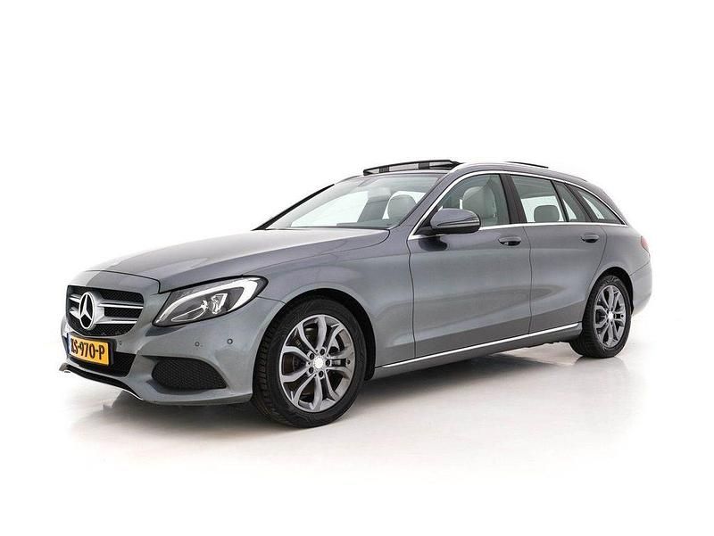 Gebraucht Mercedes C300e Edition 231 PS (169 kW) 2016 Grau Kombi