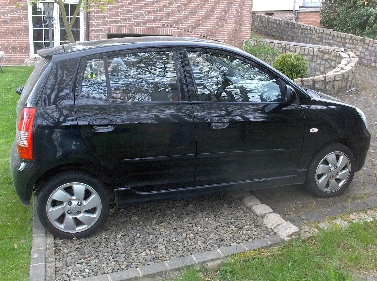 Gebraucht Kia Picanto 65 PS (47 kW) 2006 Schwarz Kleinwagen