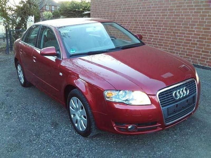 Gebraucht Audi A4 Comfort 200 PS (147 kW) 2006 Granatrot perleffekt (metallic) Limousine