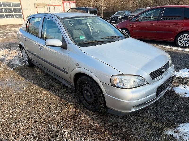 Gebraucht Opel Astra 125 PS (91 kW) 2003 Silber Limousine