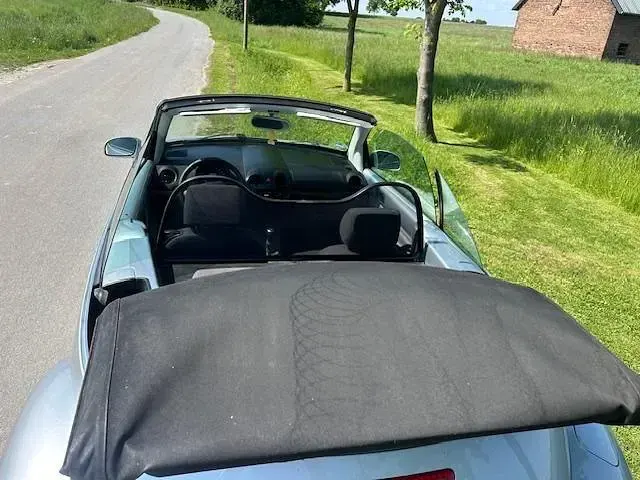 Gebraucht VW New Beetle Cabriolet 75 PS (55 kW) 2006 Silber Cabrio