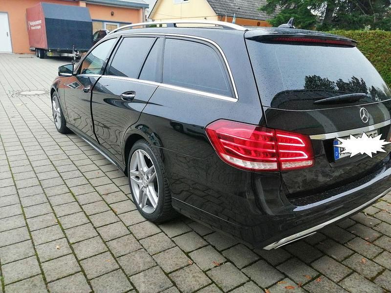 Gebraucht Mercedes E350 258 PS (189 kW) 2013 Schwarz Limousine