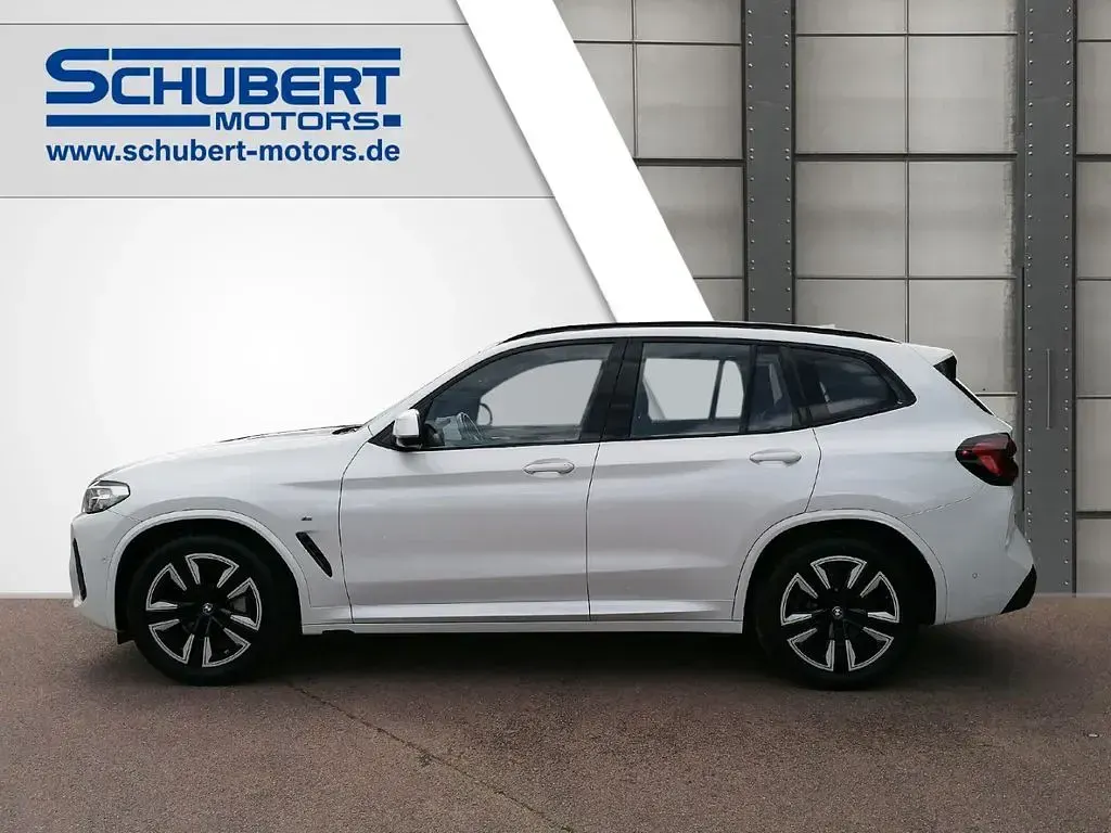 Gebraucht BMW iX3 M Sport 210 kW (286 PS) 2023 Weiß SUV