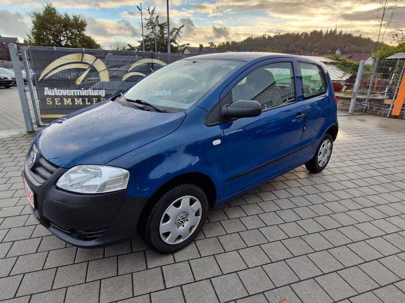 Blau Gebraucht 2006 VW Fox Kleinwagen | 999 € (Superpreis) - Bild 1/4