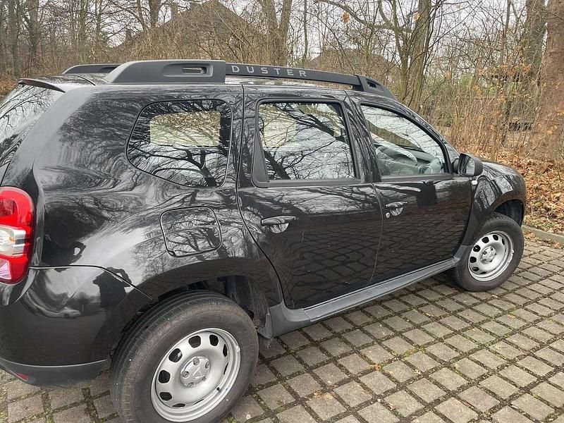 Gebraucht Dacia Duster Lauréate 114 PS (83 kW) 2017 SUV