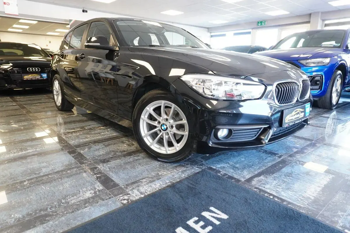 Gebraucht BMW 118 Advantage 136 PS (100 kW) 2017 Schwarz Kleinwagen