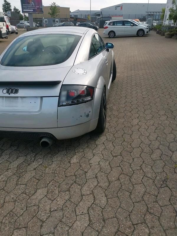 Gebraucht Audi TT 180 PS (132 kW) 2000 Silber Coupé