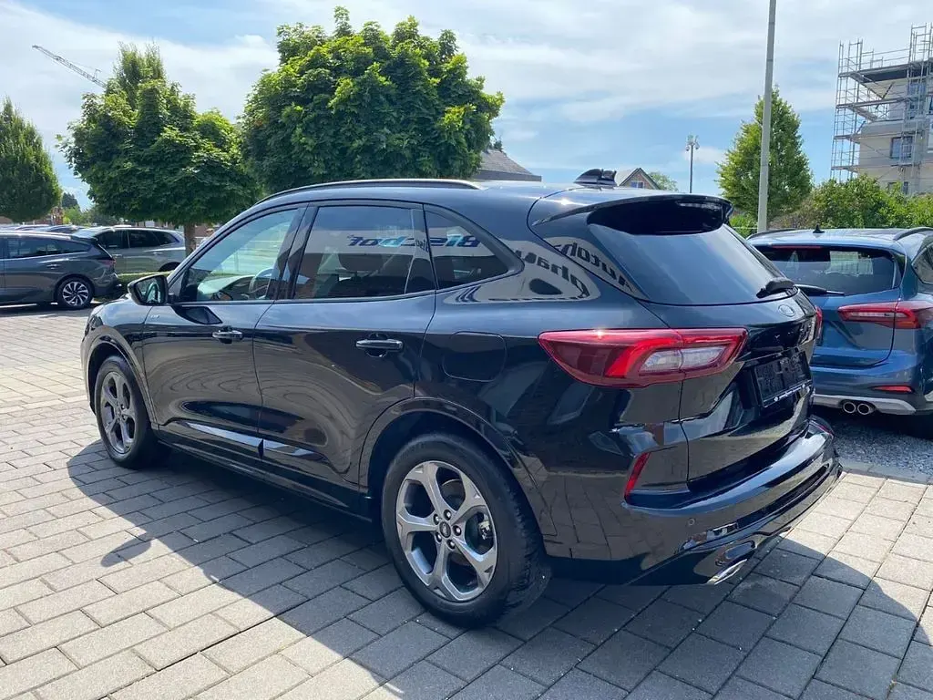 Gebraucht Ford Kuga ST-Line 179 PS (131 kW) 2025 Schwarz SUV