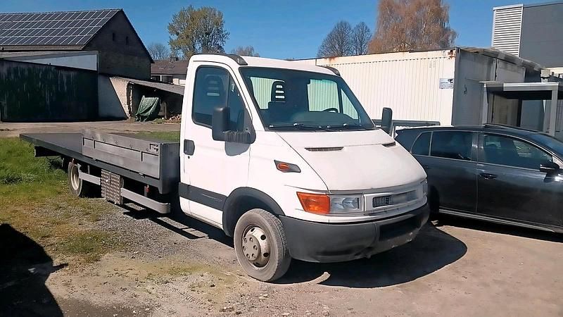 Second-hand Iveco Daily 125 CP (91 kW) 2000 Alb Pickup