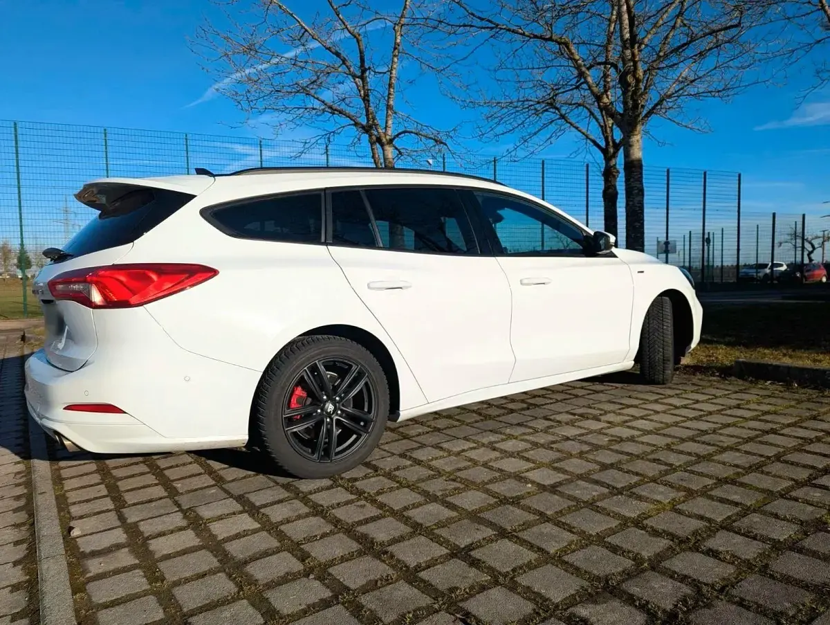 Brugt Ford Focus ST-Line 182 HK (133 kW) 2019 Hvid Stationcar