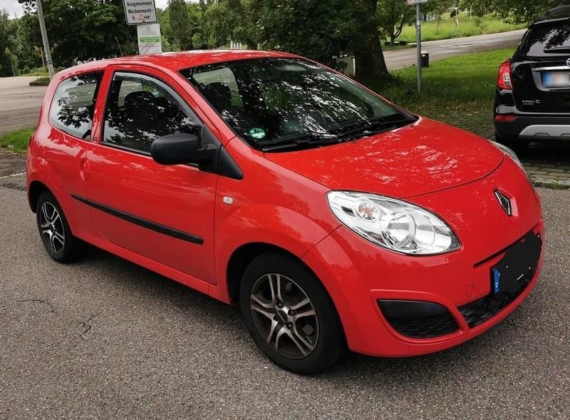 Second-hand Renault Twingo 59 CP (43 kW) 2010 Roșu Hatchback