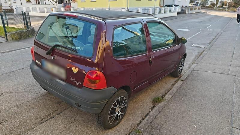 Gebraucht Renault Twingo 58 PS (42 kW) 2002 Violet Kleinwagen
