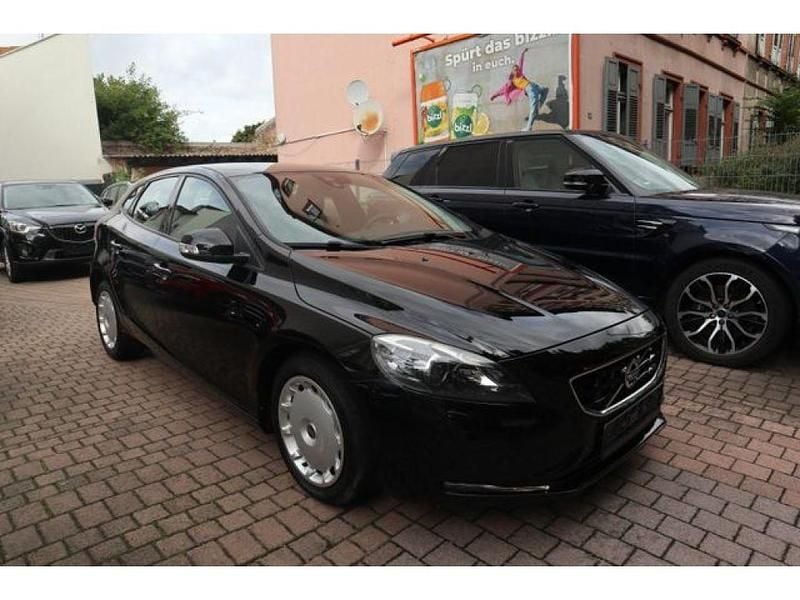 Schwarz Gebraucht 2014 Volvo V40 Limousine | 11.000 € (Fairer Preis) - Bild 1/4