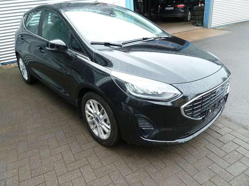 Gebraucht Ford Fiesta Titanium 125 PS (91 kW) 2022 Obsidianschwarz metallic Kleinwagen