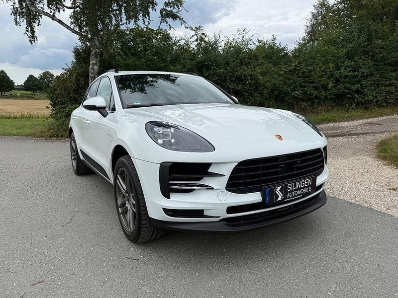 Weiß Gebraucht 2021 Porsche Macan S SUV | 55.900 € (Fairer Preis) - Bild 1/4