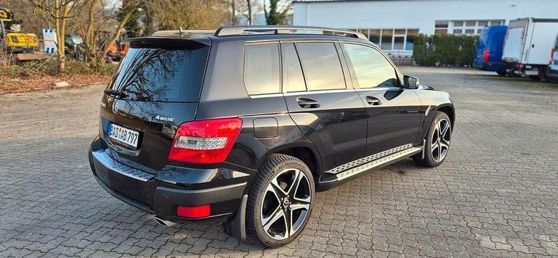 Gebraucht Mercedes GLK320 224 PS (164 kW) 2009 Schwarz SUV