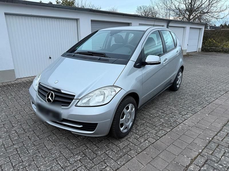 Gebraucht Mercedes A160 95 PS (69 kW) 2009 Silber Kleinwagen