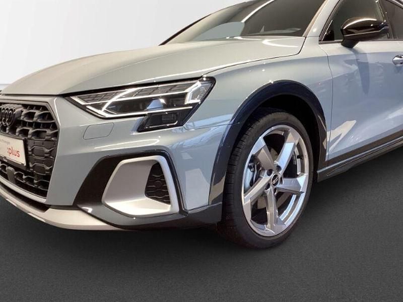 Gebraucht Audi A3 S-Line 150 PS (110 kW) 2024 Grau Limousine