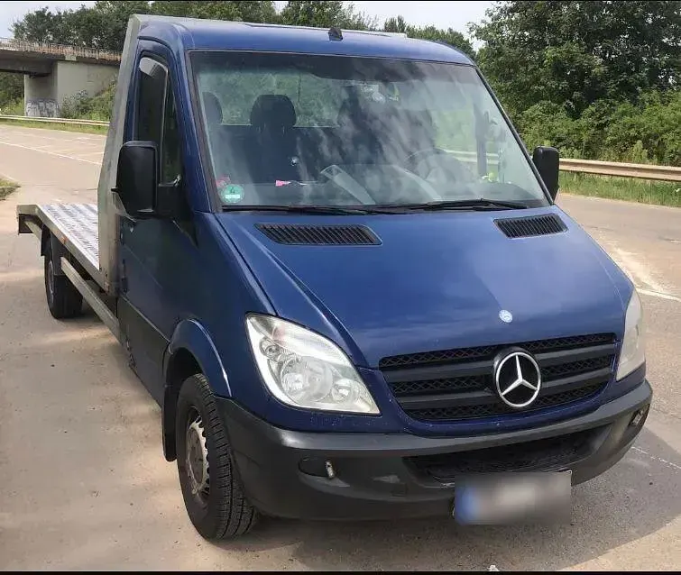 Gebraucht Mercedes Sprinter 163 PS (119 kW) 2012 Blau