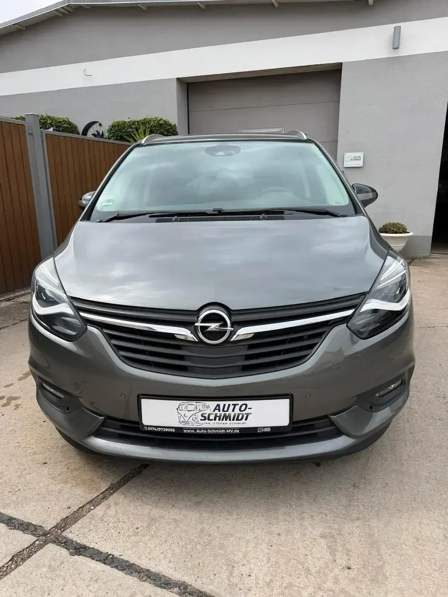 Gebraucht Opel Zafira Innovation 140 PS (102 kW) 2016 Quarz grau Van / Kleinbus