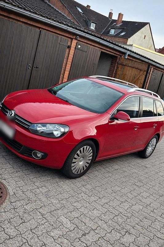 Gebraucht VW Golf VI 122 PS (89 kW) 2010 Kleinwagen