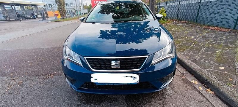 Blau Gebraucht 2018 Seat Leon ST Style Kombi | 7.000 € (Superpreis) - Bild 1/4