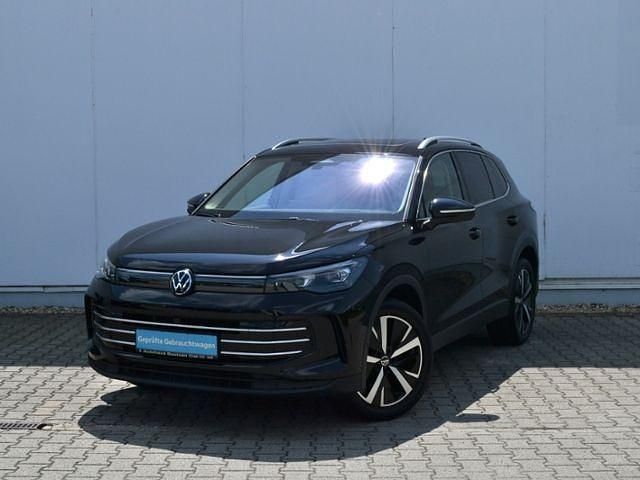 Gebraucht VW Tiguan IQ Drive 150 PS (110 kW) 2024 Deep black perleffekt SUV