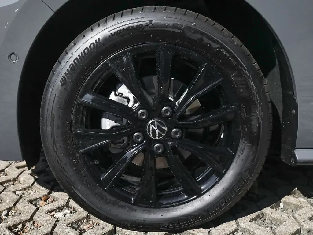Neu VW Multivan Edition 150 PS (110 kW) 2026 Grau Van / Kleinbus