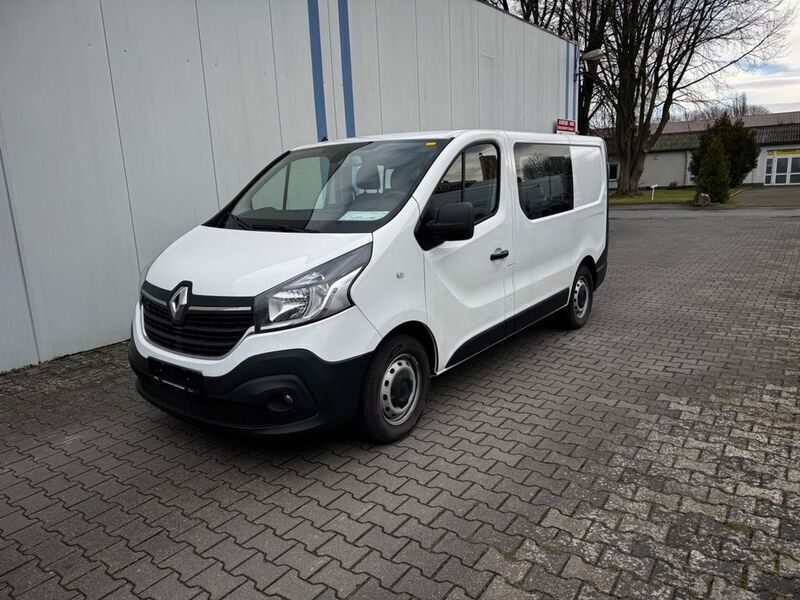 Weiß Gebraucht 2021 Renault Trafic Van | 26.999 € (Teuer) - Bild 1/4