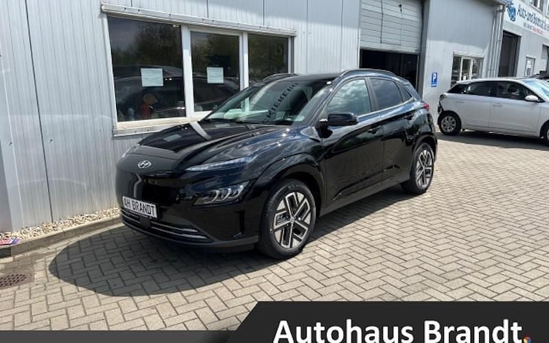 Schwarz Gebraucht 2023 Hyundai Kona Trend SUV | 22.990 € (Guter Preis) - Bild 1/4