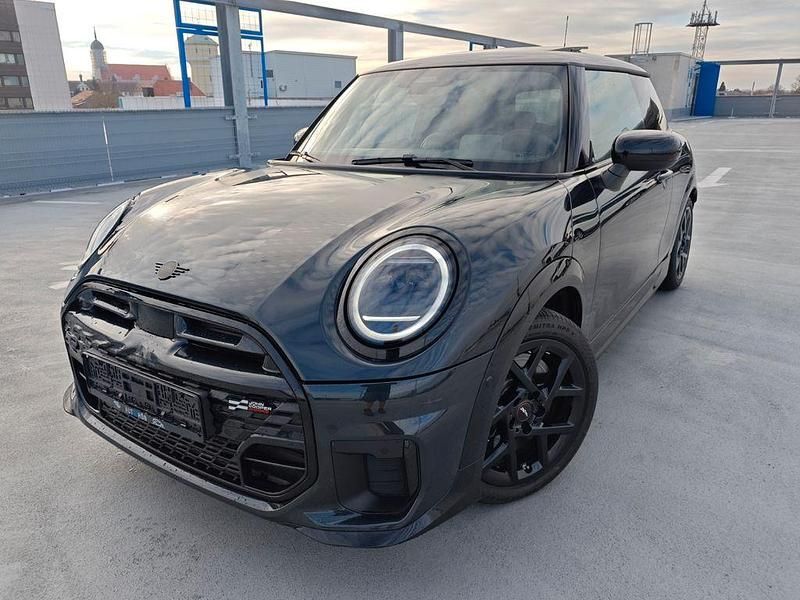 Gebraucht Mini John Cooper Works 204 PS (150 kW) 2024 Grau Kleinwagen