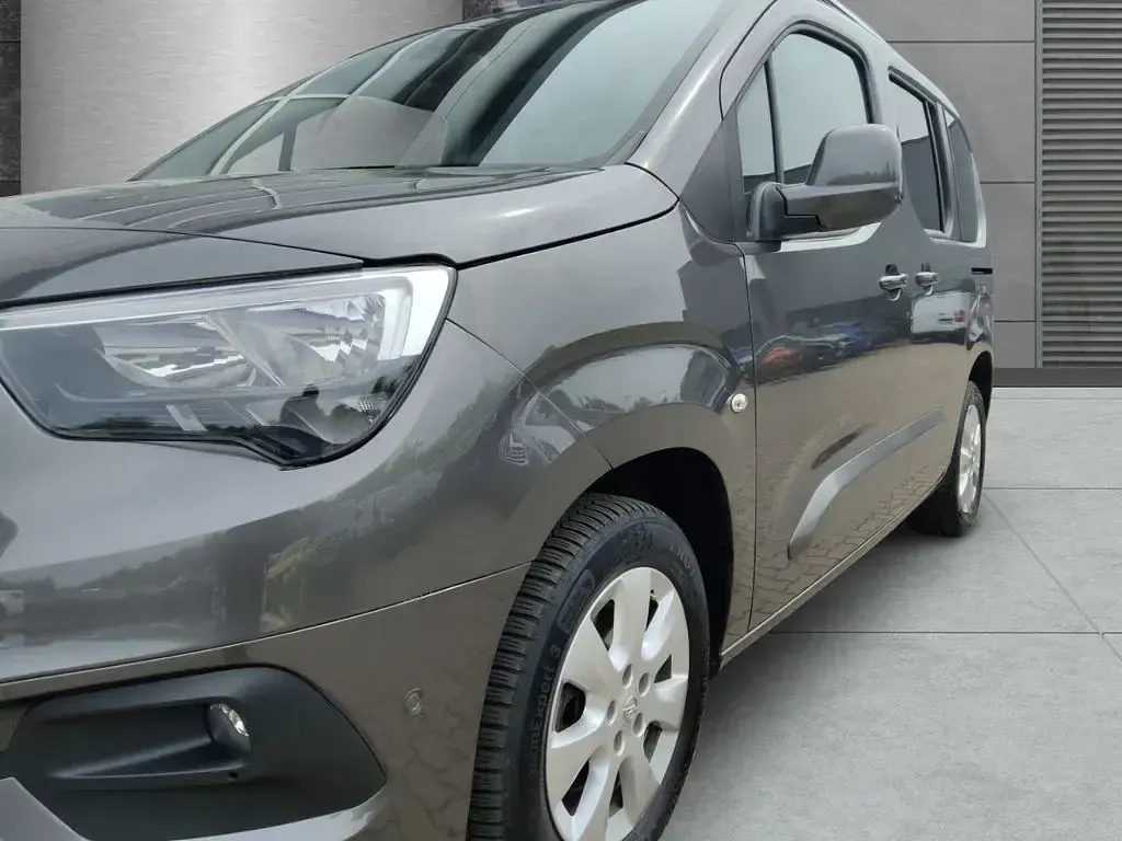 Gebraucht Opel Combo Life Innovation 131 PS (96 kW) 2020 Grau Van / Kleinbus