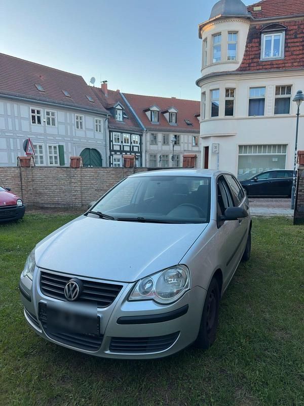 Silber Gebraucht 2006 VW Polo Kleinwagen | 800 € (Superpreis) - Bild 1/4