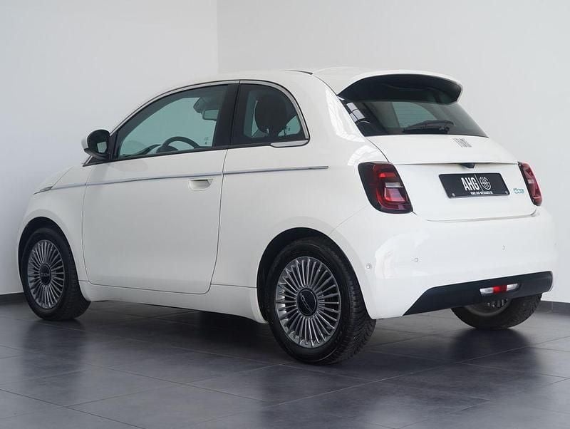 Gebraucht Fiat 500e 86 kW (118 PS) 2023 Weiß Kleinwagen