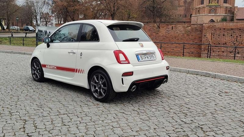 Gebraucht Abarth 500 145 PS (106 kW) 2020 Weiß Kleinwagen