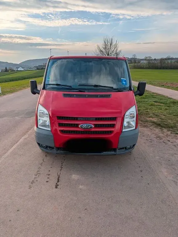 Używany Ford Transit 140 KM (102 kW) 2011 Czerwony Minivan