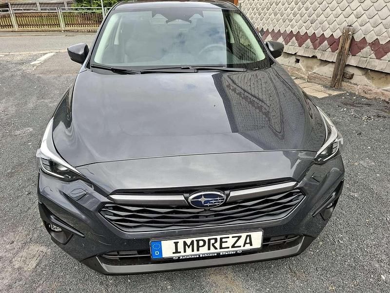 Neu Subaru Impreza Platinum 136 PS (100 kW) 2025 Magnetite gray Limousine